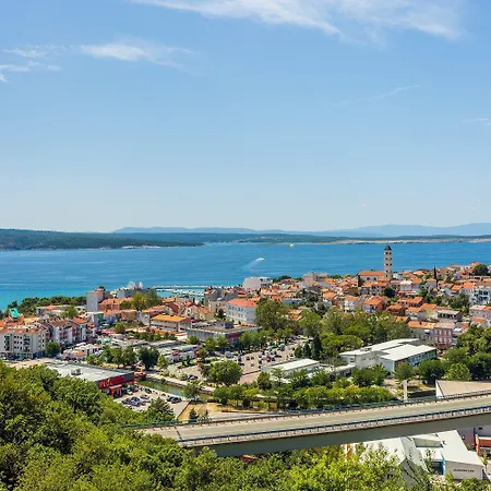 Lichtdurchflutetes Nur 600 Meter Zum Mit Meerblick, Parkplatz, Wifi * Crikvenica